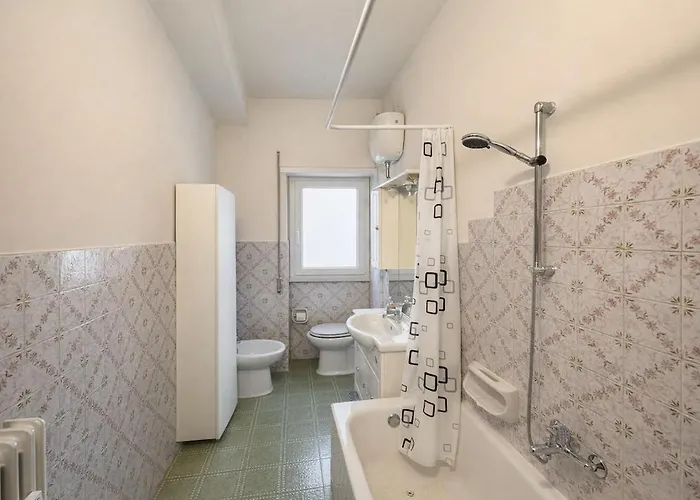 Διαμέρισμα Modern Pigneto Flat, 5 Mins To Metro & Parking *