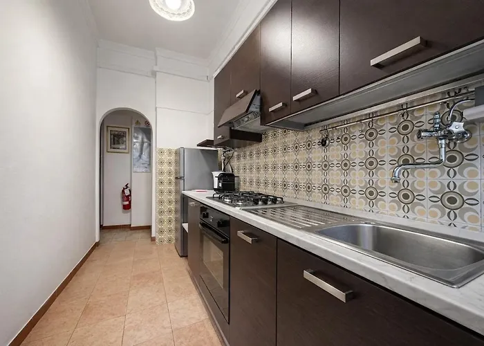 Διαμέρισμα Modern Pigneto Flat, 5 Mins To Metro & Parking *